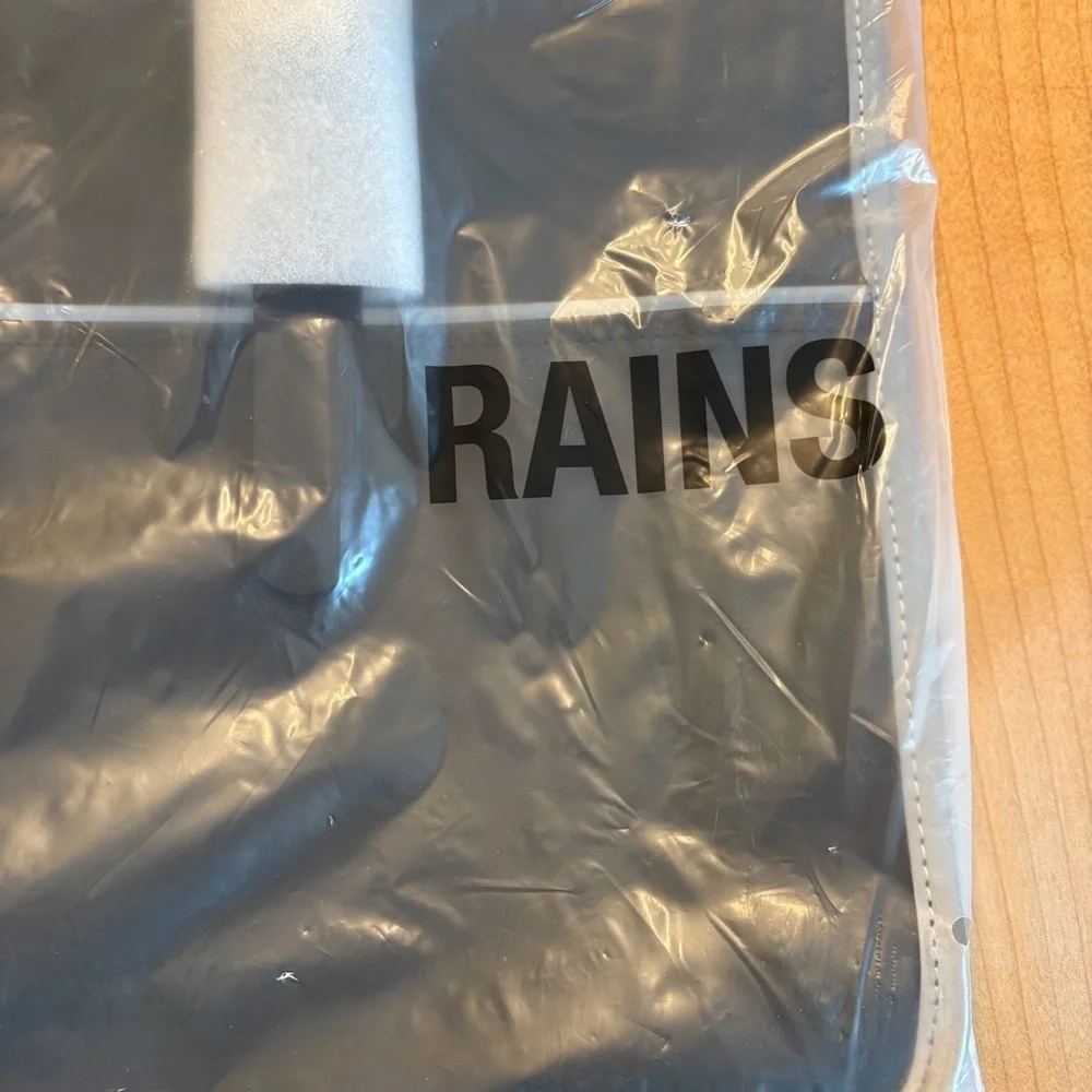 RAINS | Reflective Backpack | Black Unisex | 14090 | New with Tags